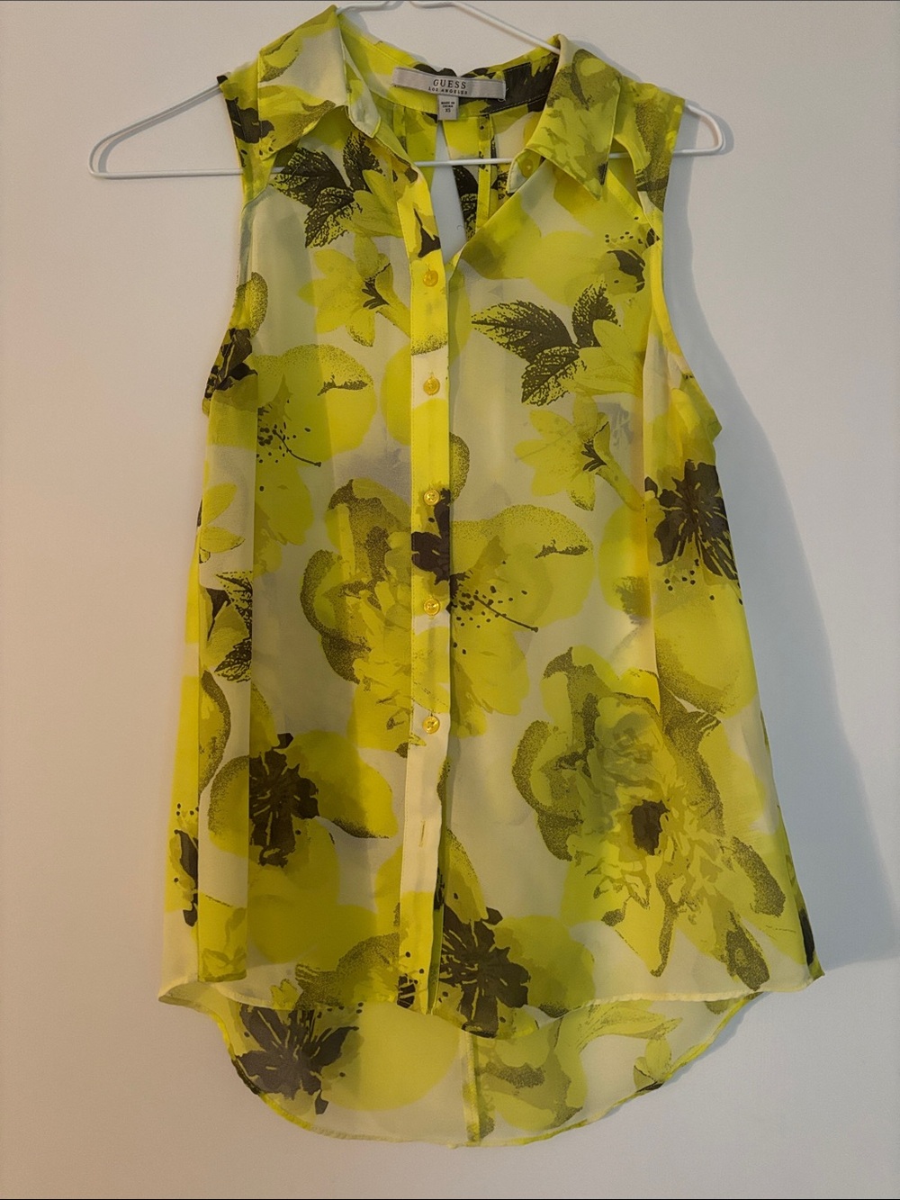 Guess Yellow Floral Sleeveless Button-Front Camisole Blouse